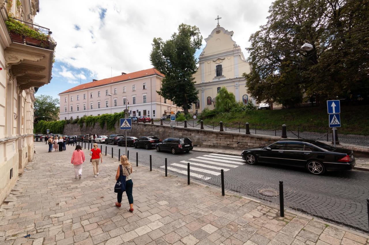 Dream Apartament On Drahomanova Street Lviv Exterior foto