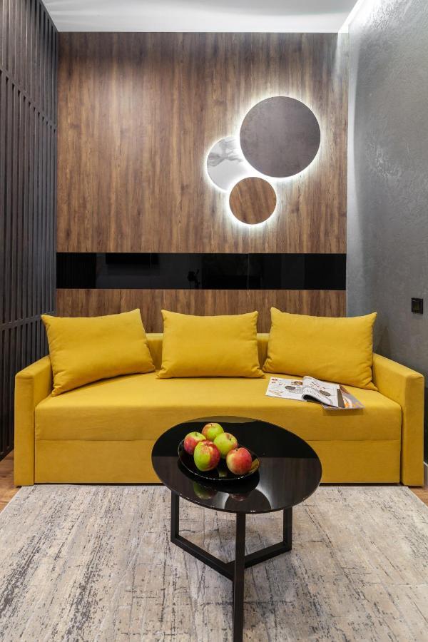 Dream Apartament On Drahomanova Street Lviv Exterior foto