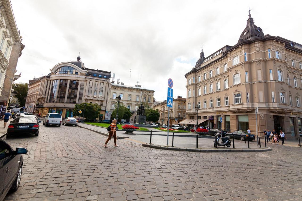 Dream Apartament On Drahomanova Street Lviv Exterior foto