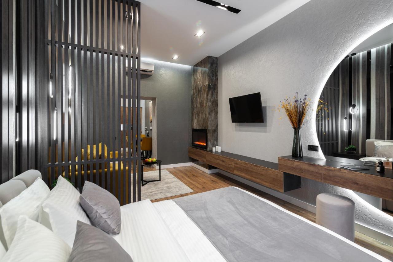 Dream Apartament On Drahomanova Street Lviv Exterior foto