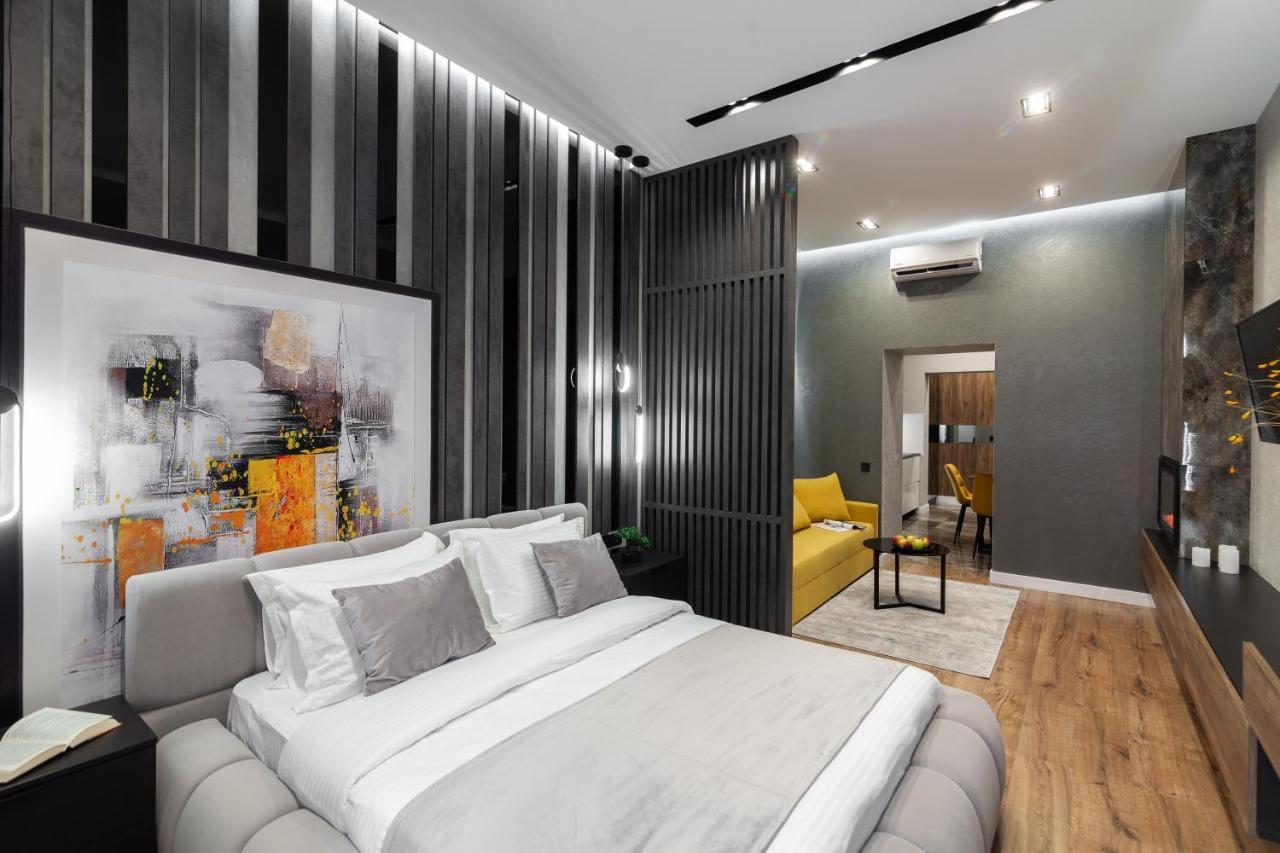 Dream Apartament On Drahomanova Street Lviv Exterior foto